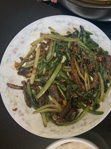 豆豉鲮鱼油麦菜