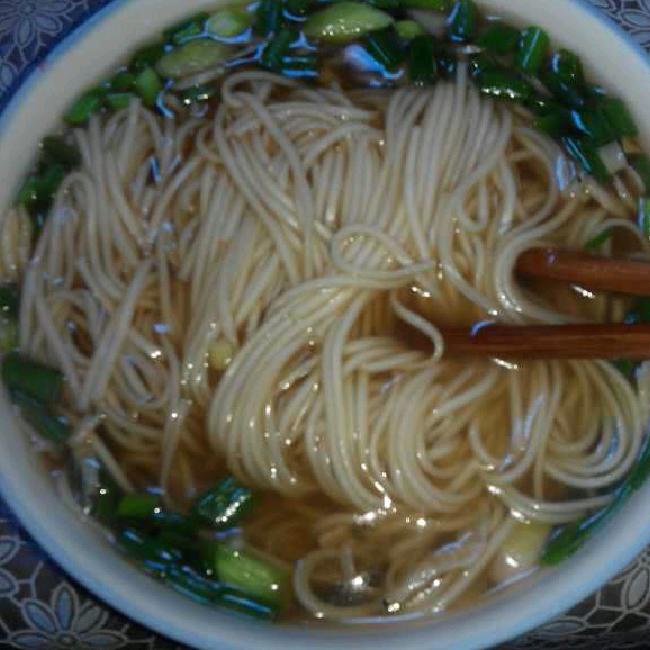 小葱麻油酱油面