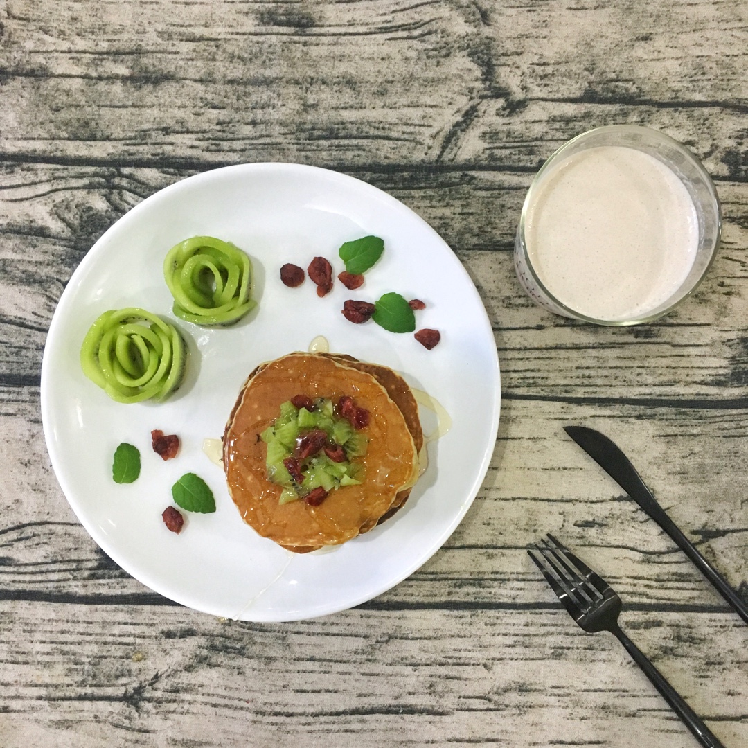 全麦香蕉奶香松饼（少油低糖）