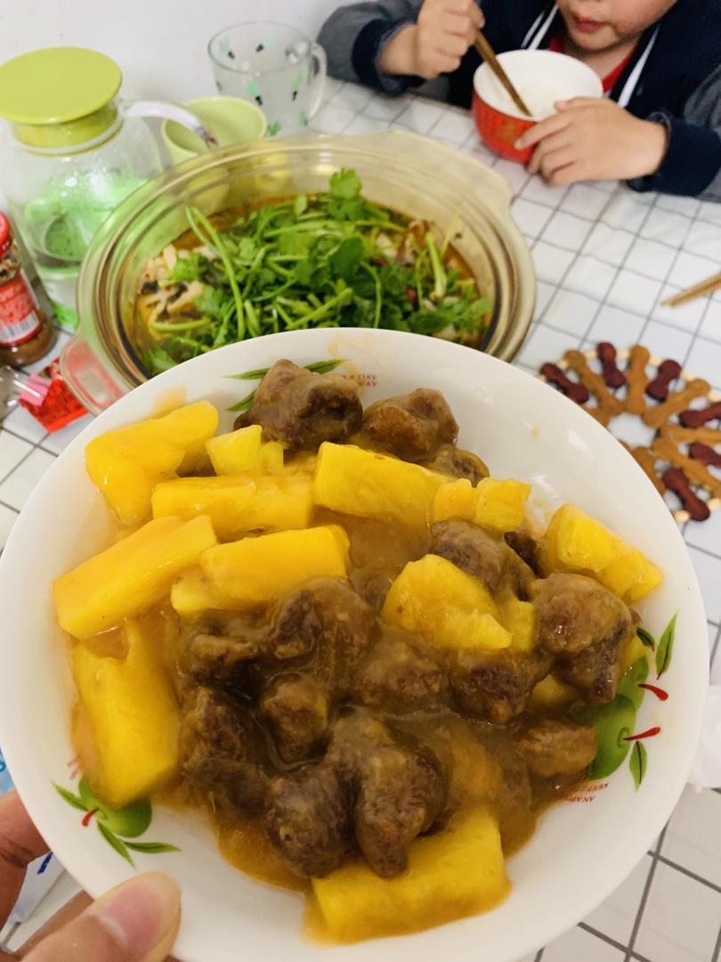 秘制菠萝咕噜肉（绝对好吃）