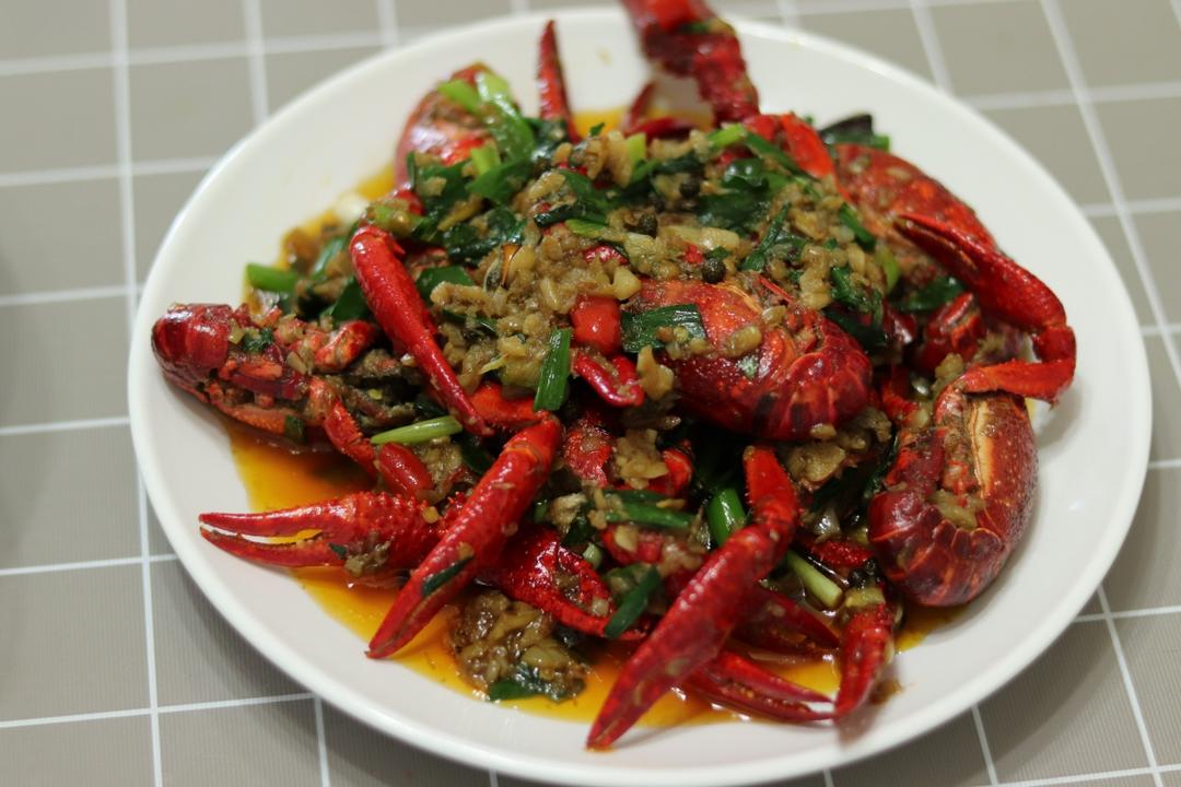 蒜蓉小龙虾的做法