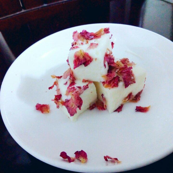 完胜85度C牛奶椰丝小方