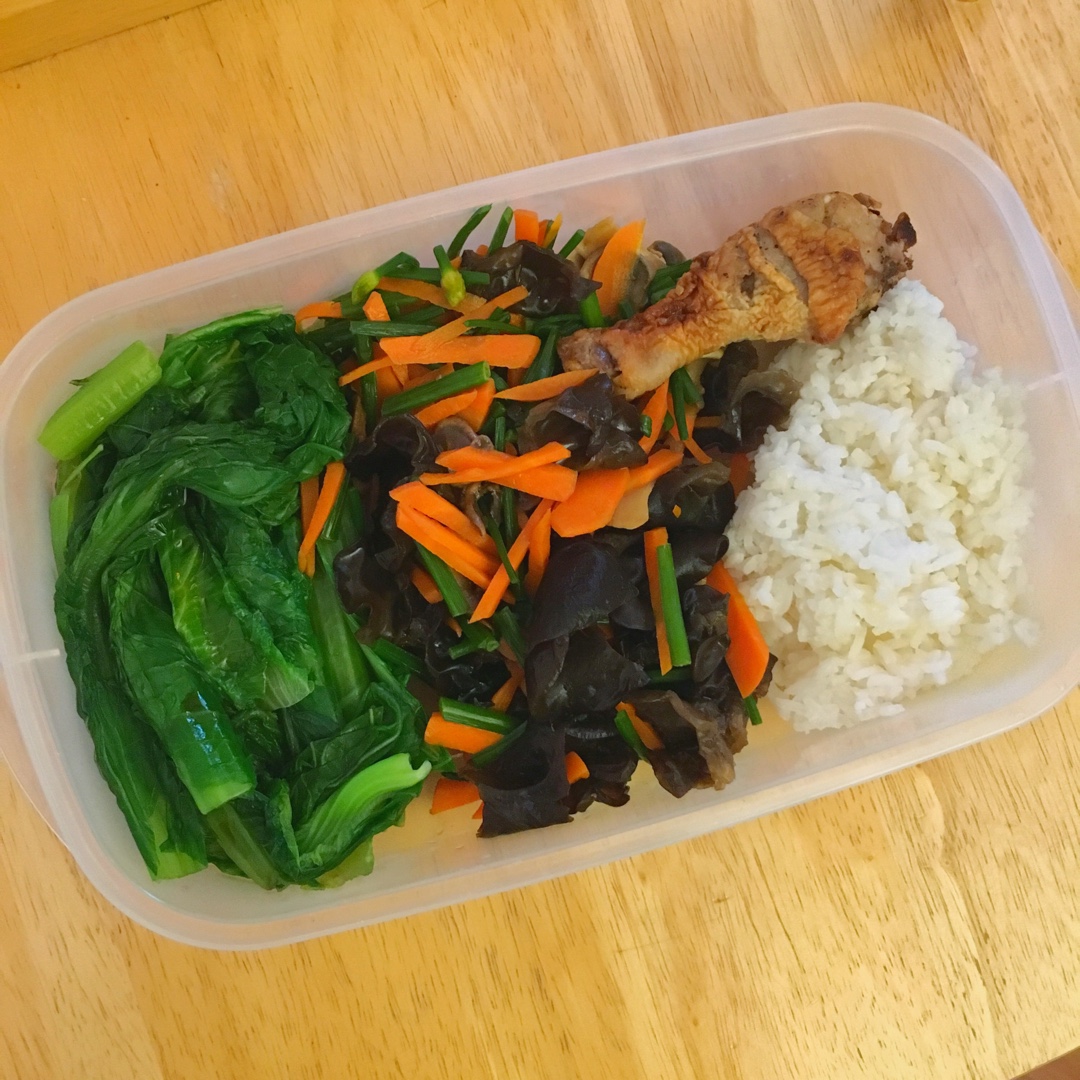 韭菜花炒肉丝
