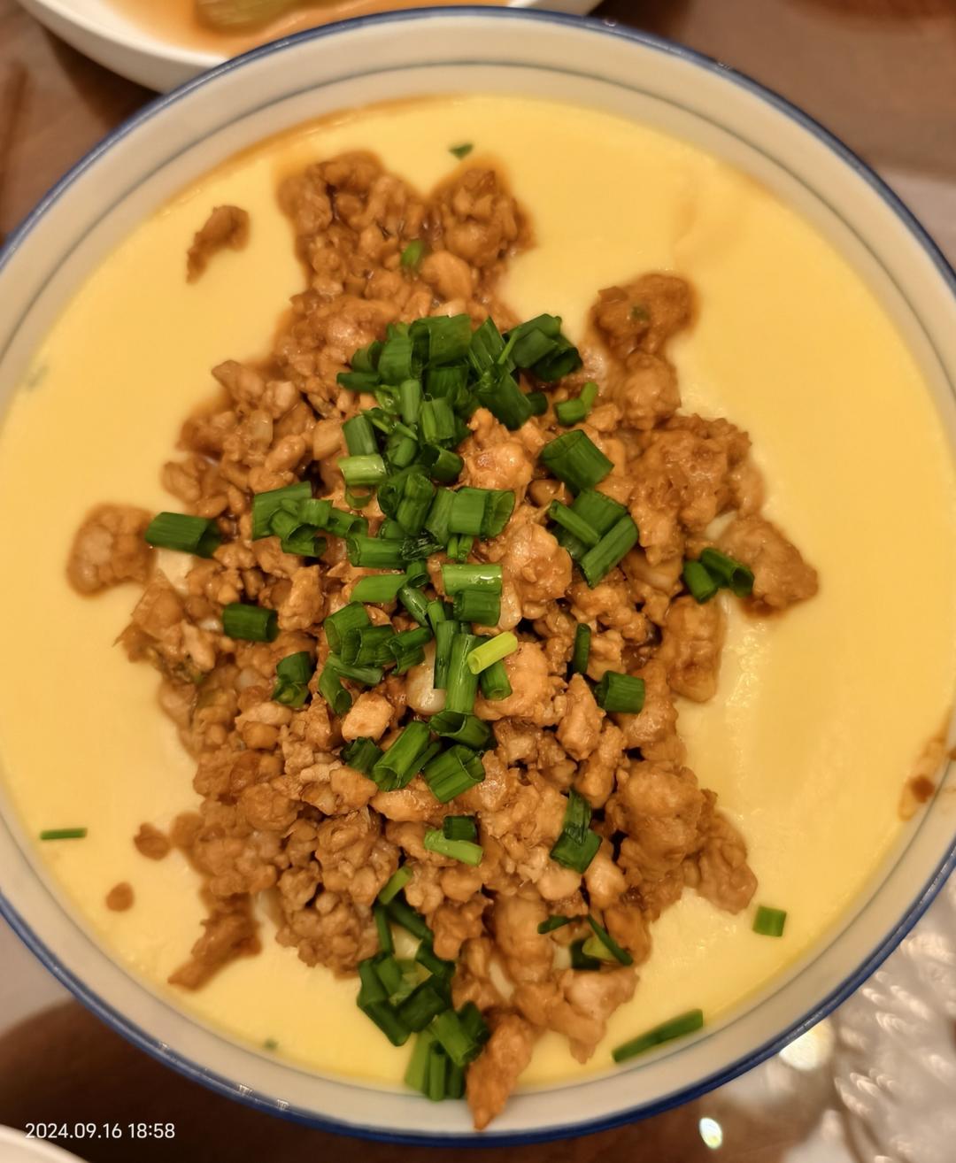 过桥豆腐（肉沫豆腐蒸蛋羹）