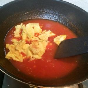 营养、健康、易做的番茄炒蛋（适合家有小朋友的，非常好下饭）的做法 步骤13
