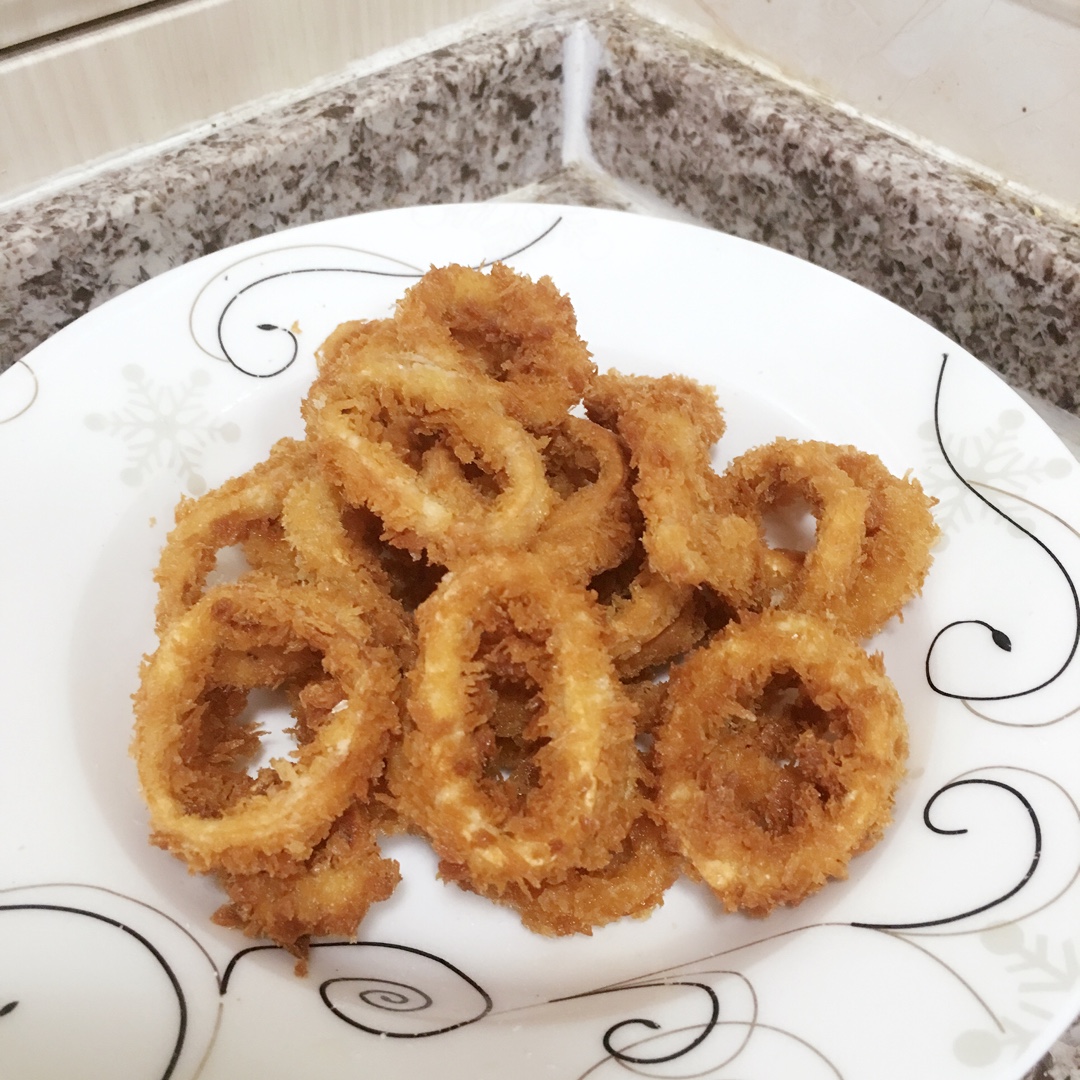 酥炸鱿鱼圈——好吃到停不了口