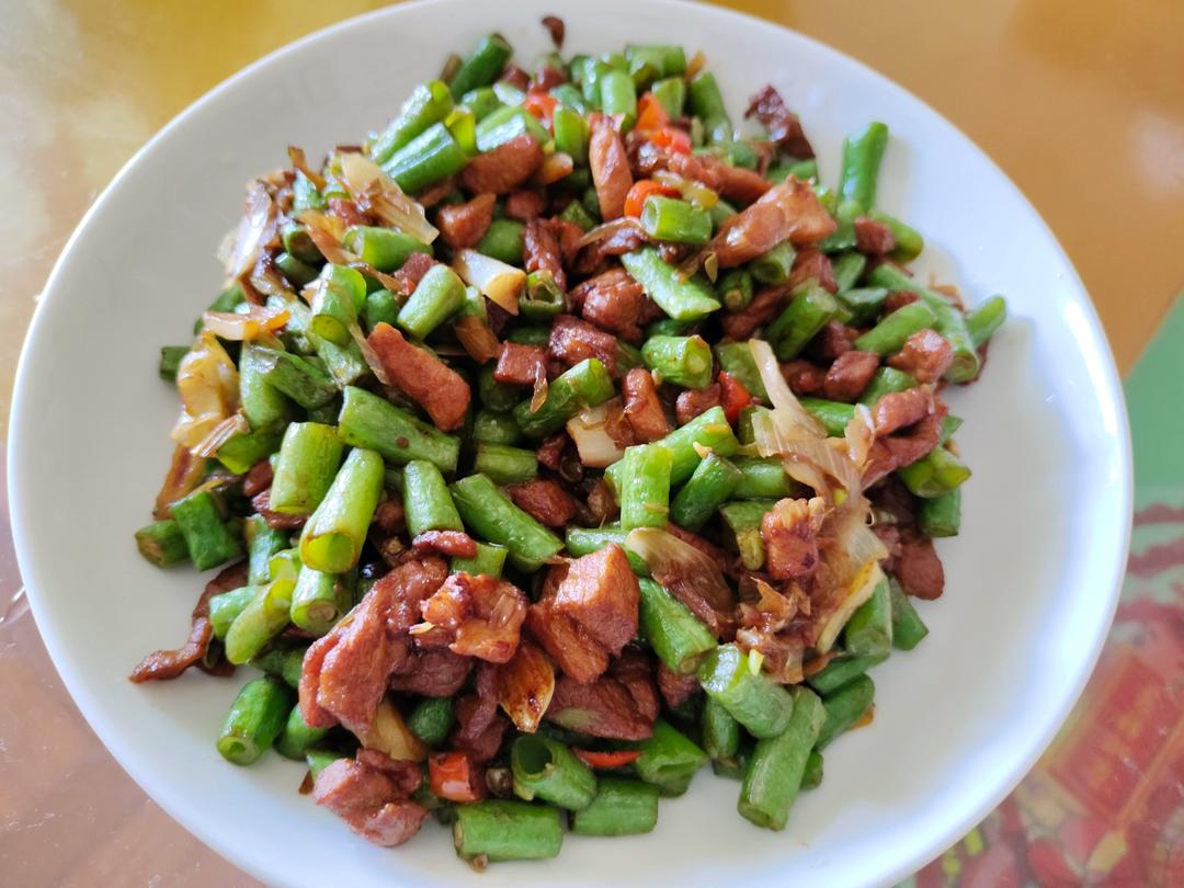 肉沫豆角下饭菜
