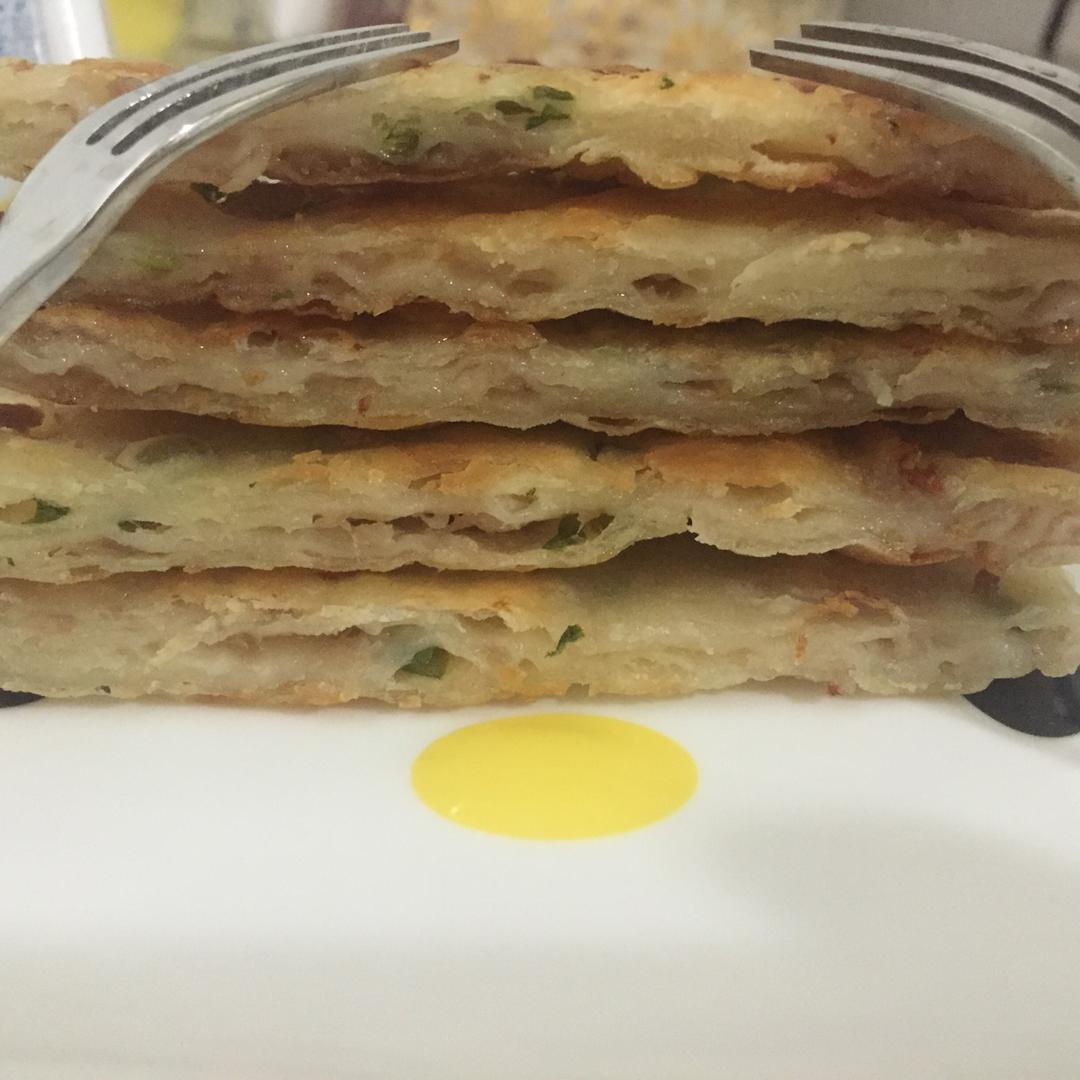 鸡蛋葱油饼                  （更新饼坯保存方法）