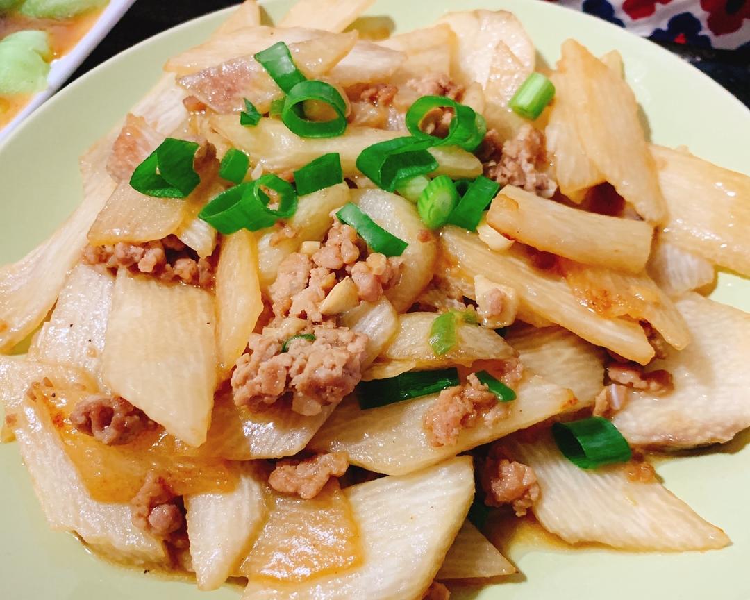 肉末炒山药的做法