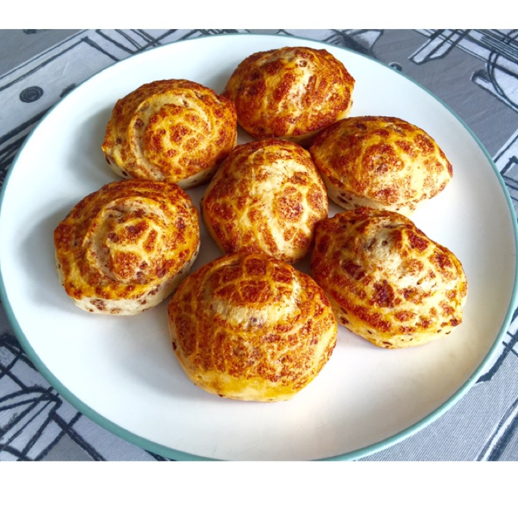 cinnamon roll (超市即烤版）肉桂卷