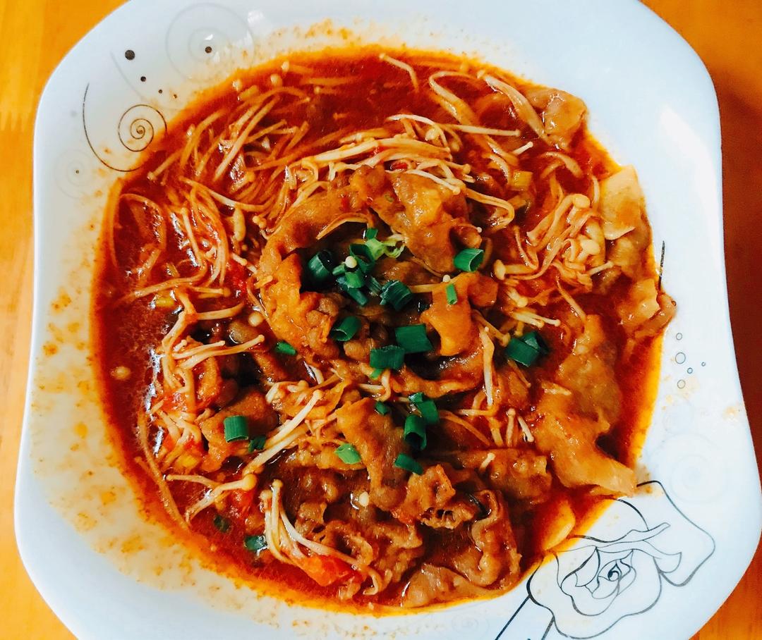 肥牛金针菇！酸香可口，拌面拌饭都好吃！