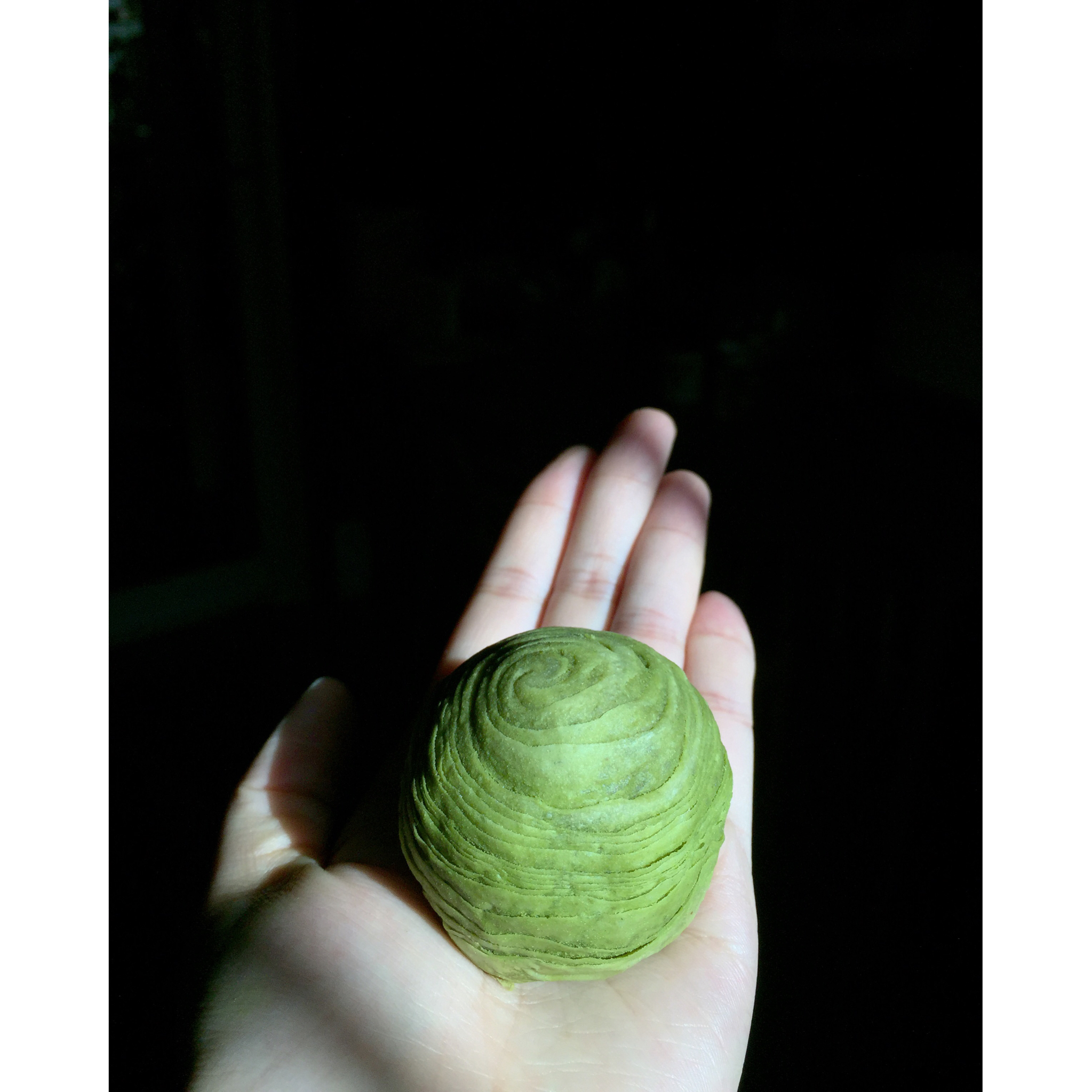 蛋黄酥~紫薯、抹茶、原味~花好月圆，中秋快乐~内附一次做六色蛋黄酥方法~