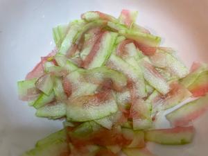 西瓜虾滑汤的做法 步骤5