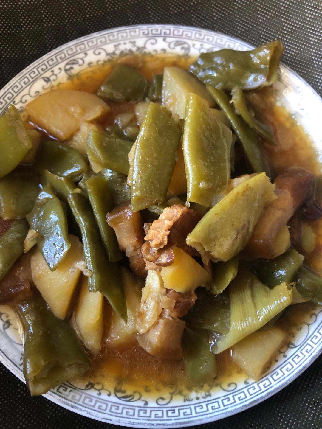 红烧肉炖土豆（丝毫不腻）