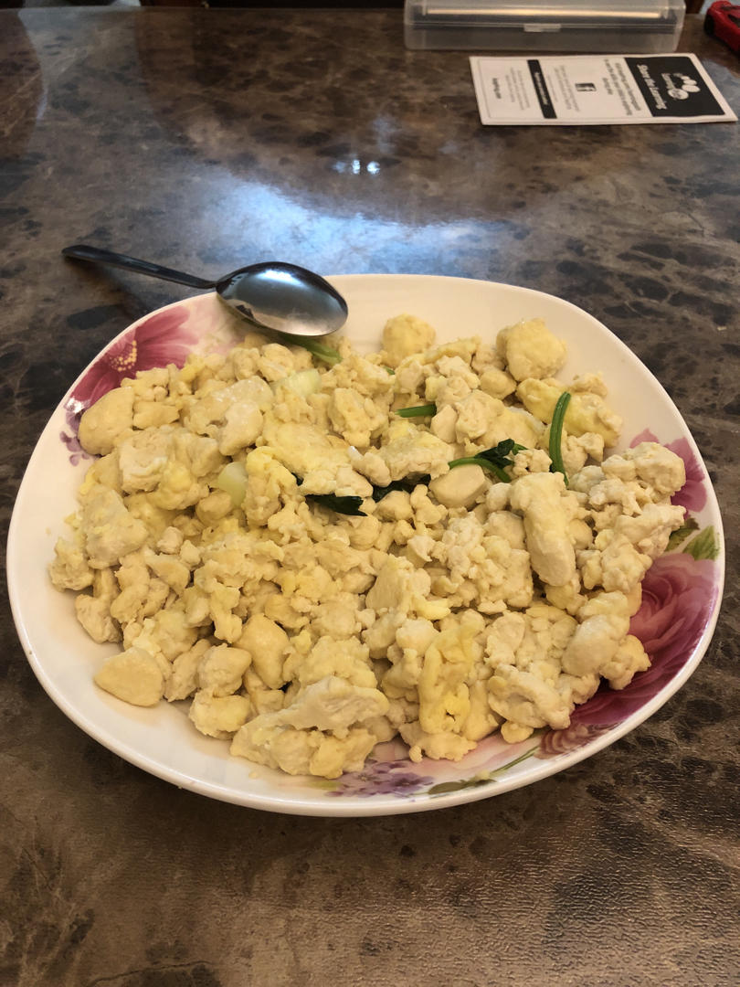 鸡刨豆腐(鸡蛋炒豆腐)