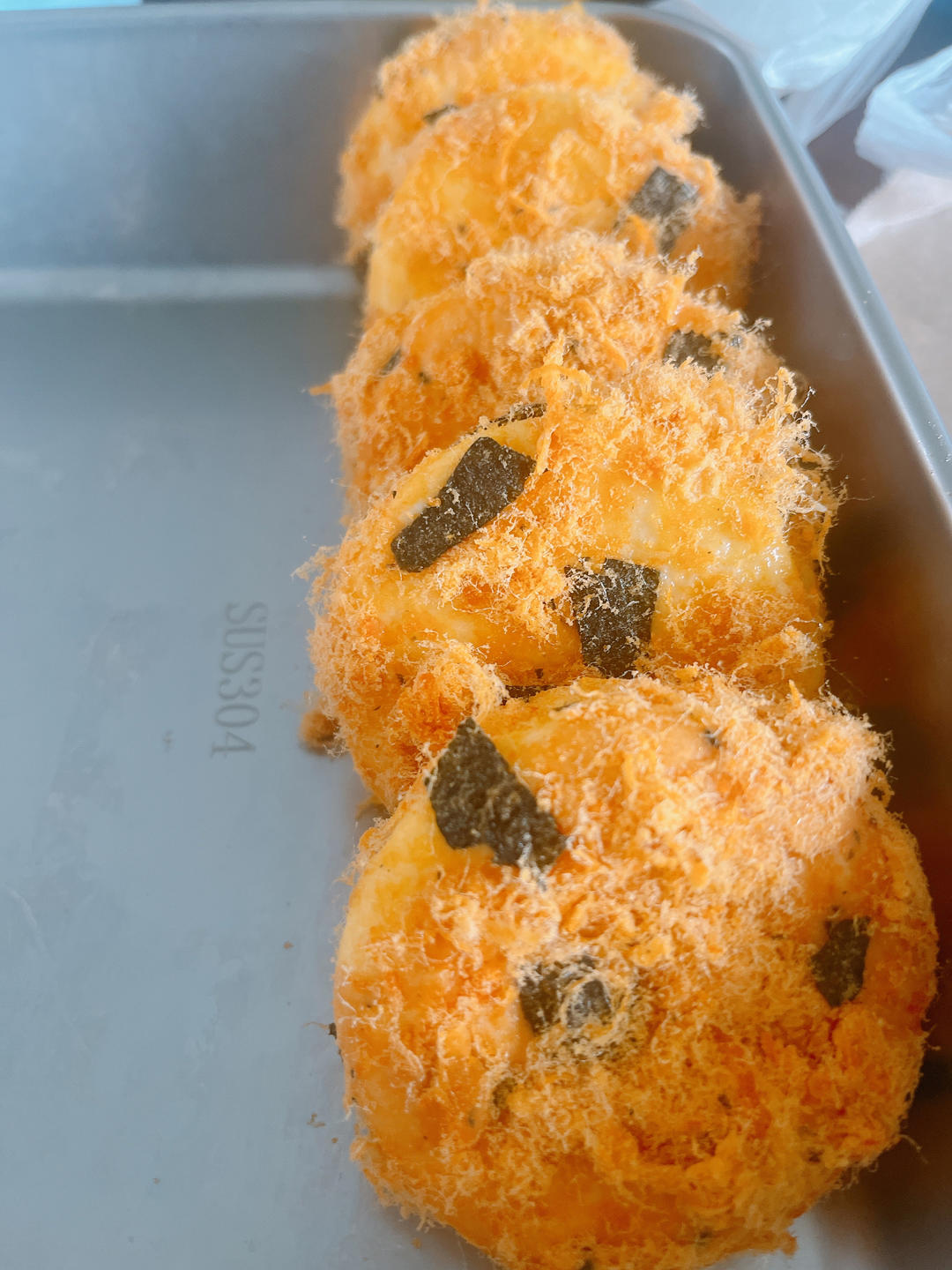 朋友都说比鲍师傅好吃的海苔肉松小贝