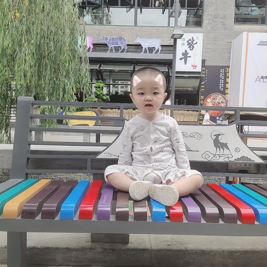 俊哥哥的95后妈咪