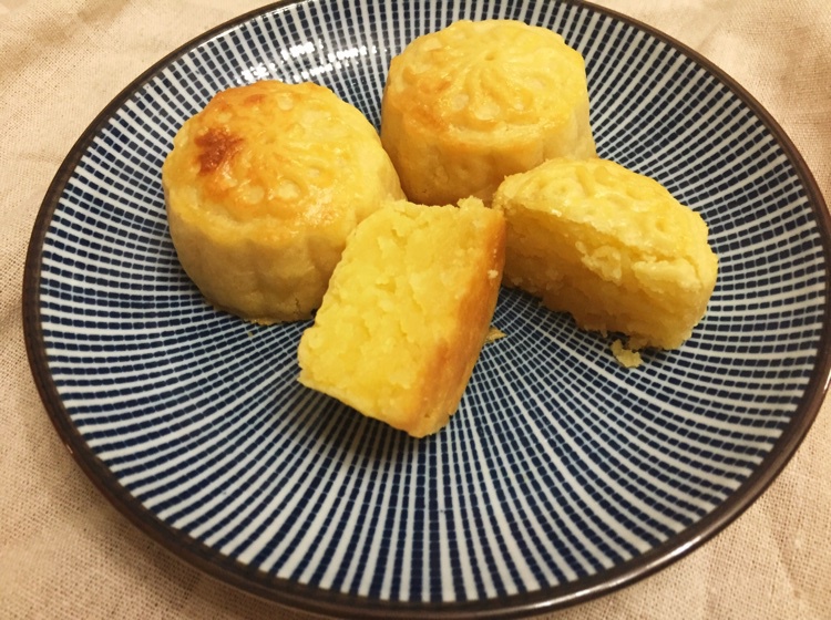 香港半岛奶黄月饼