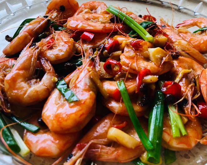 爆炒麻辣虾🦐香辣可口的夏季开胃菜的做法