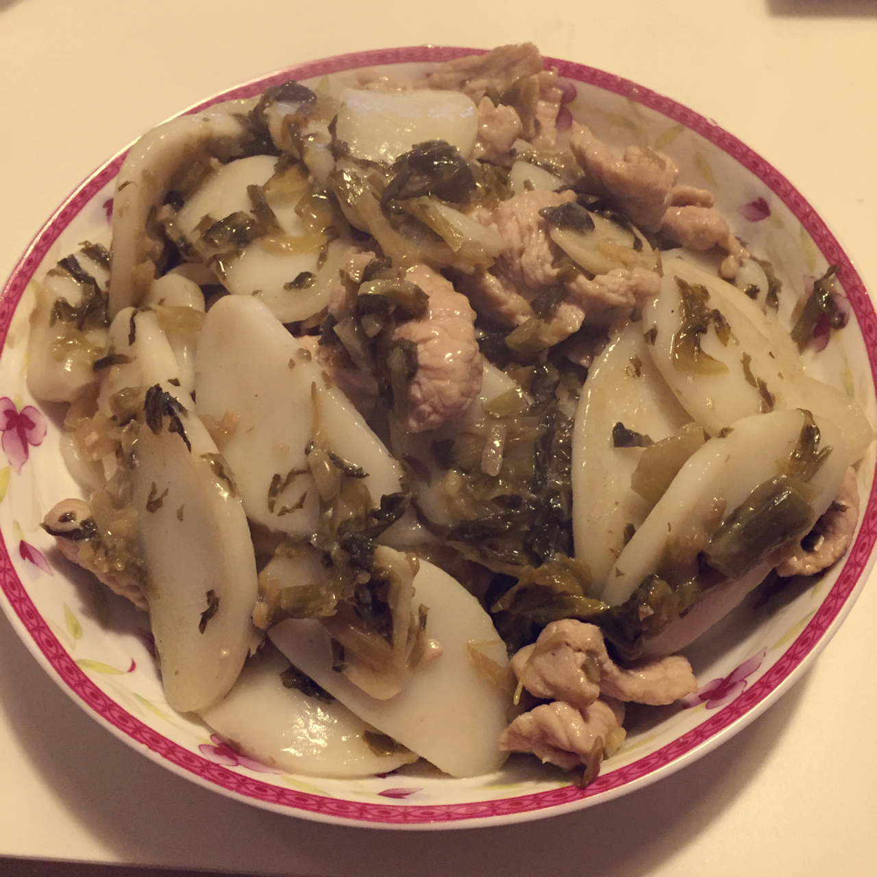 咸菜肉丝年糕