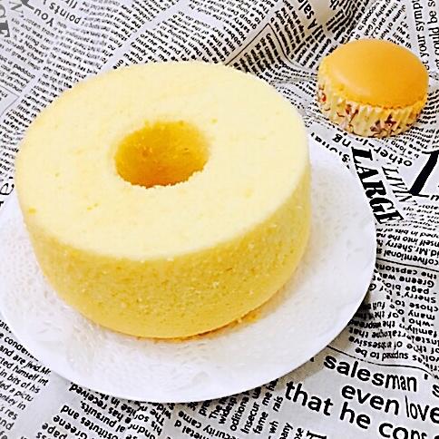 轻盈Q弹的戚风蛋糕（中空模）