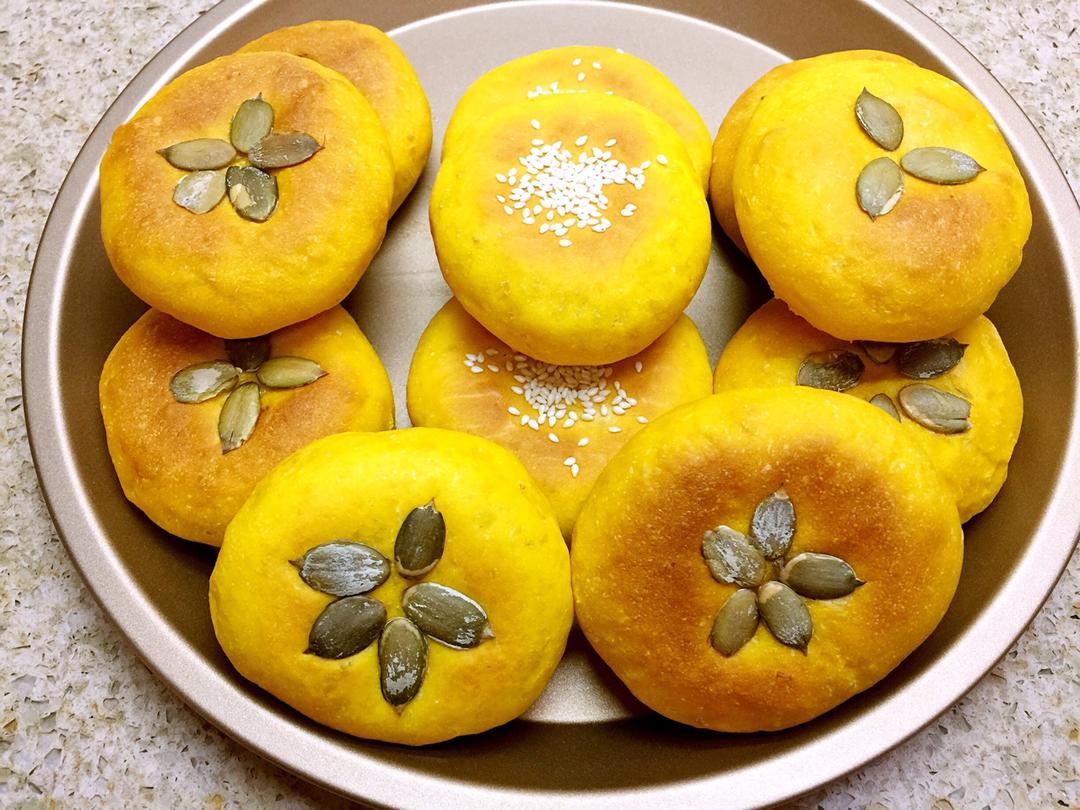南瓜红豆包