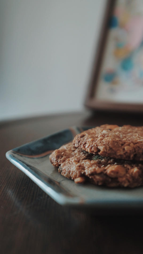 红糖椰子油燕麦饼干