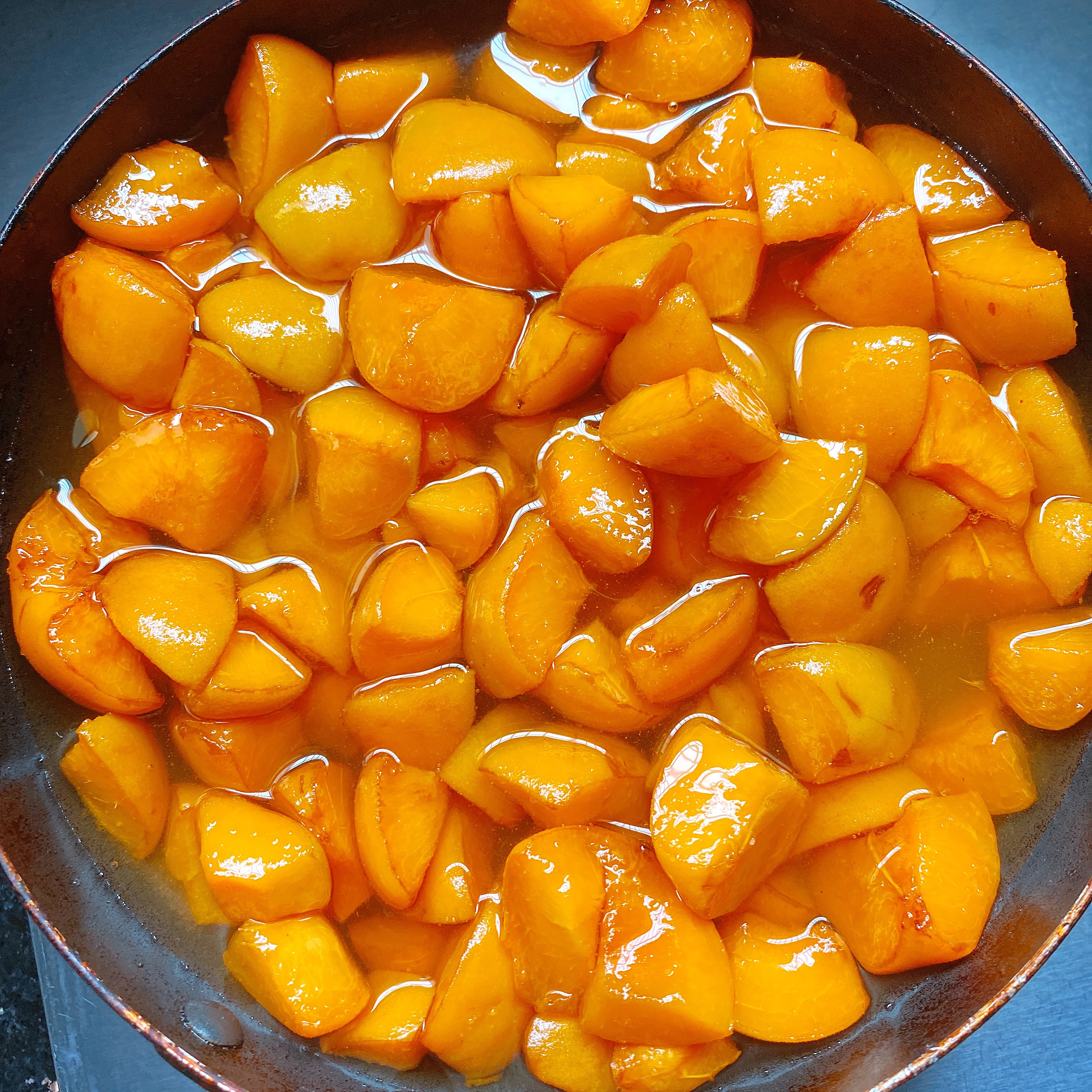 初夏黄杏酱的做法 步骤1