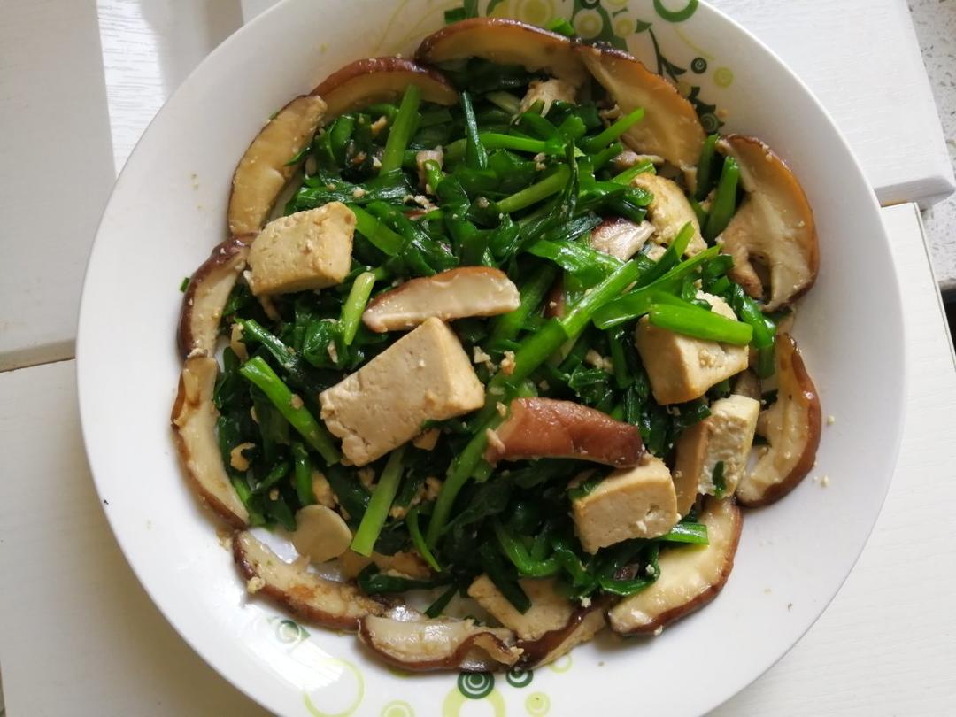 韭菜香菇炒豆干
