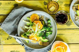 藜麦橙子西兰花沙拉.Quinoa,orange and broccolini salad.的做法 步骤8