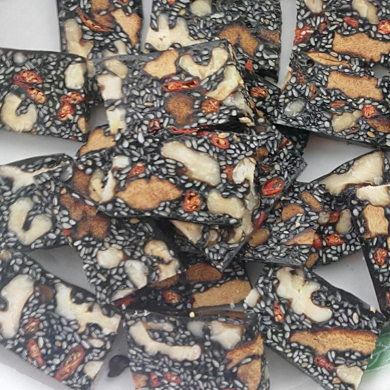 核桃桂圆芝麻红枣阿胶膏