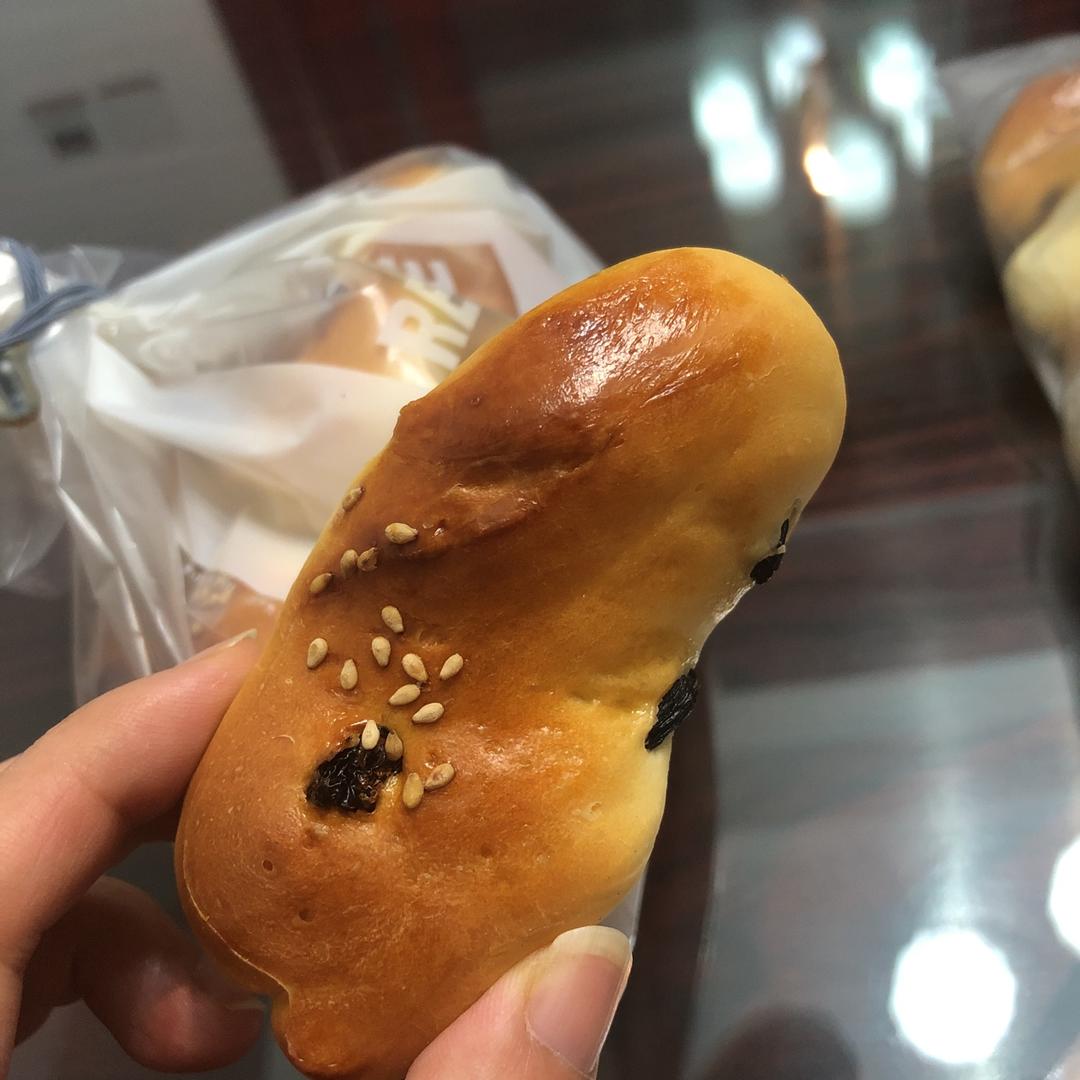 梓飒517做的红豆牛奶面包棒