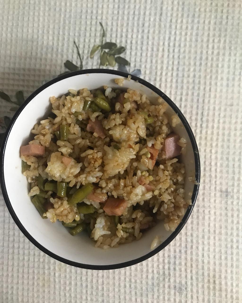 酸豆角炒饭