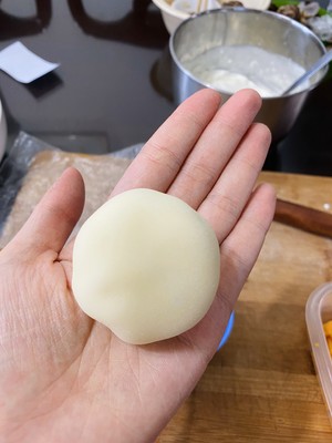 好吃不硬皮雪媚娘的做法插图13 好吃不硬皮的雪媚娘 步骤超详细(冰淇淋大福)的做法 步骤17