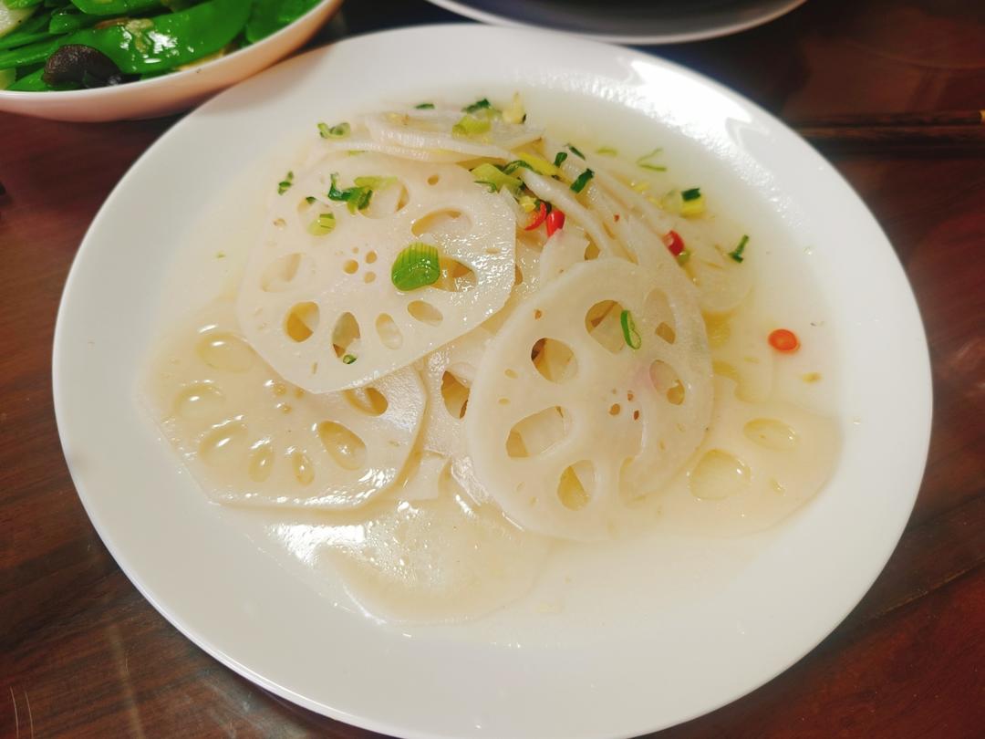 酸甜可口【糖醋莲菜】
