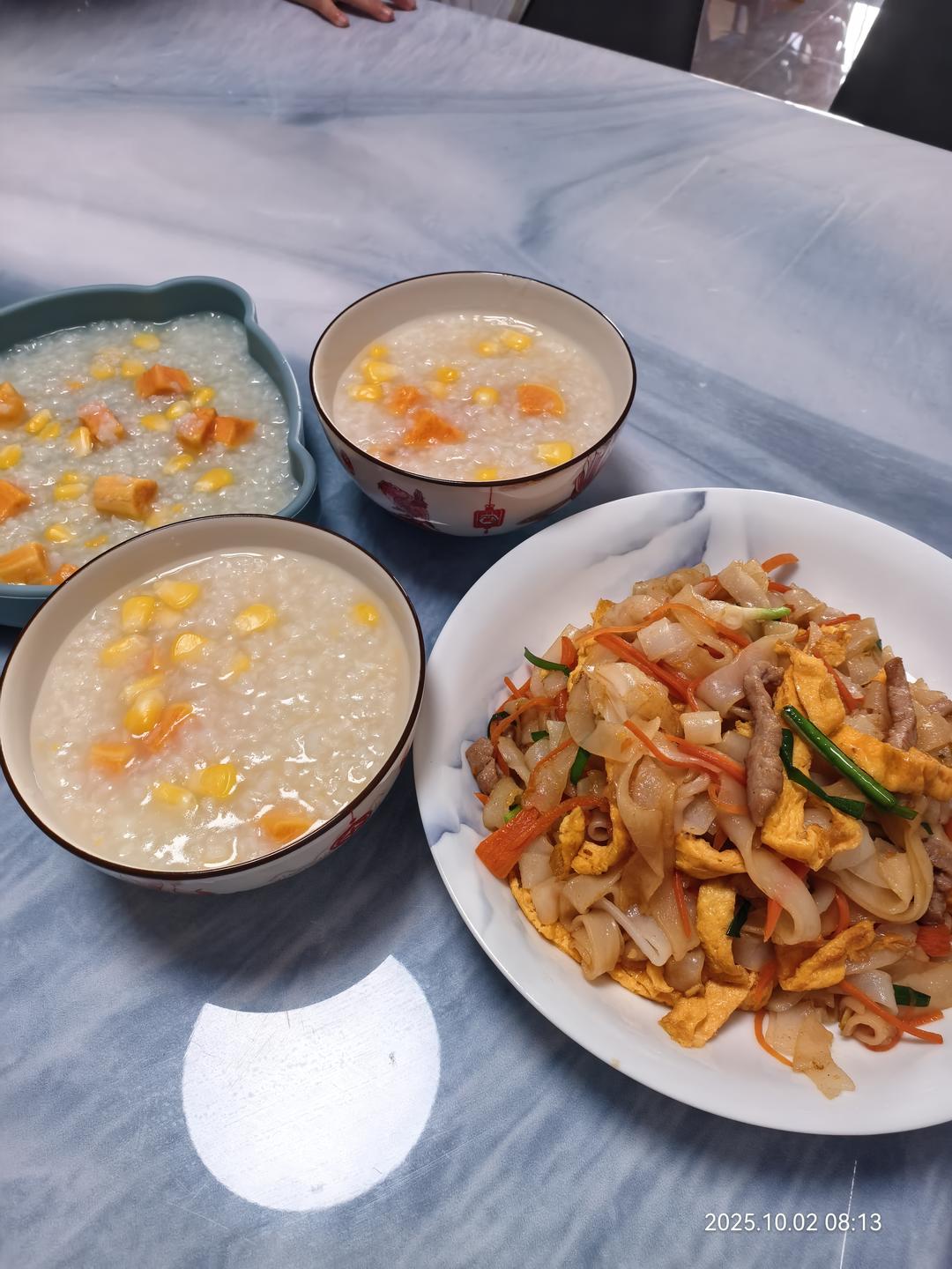 炒河粉的做法