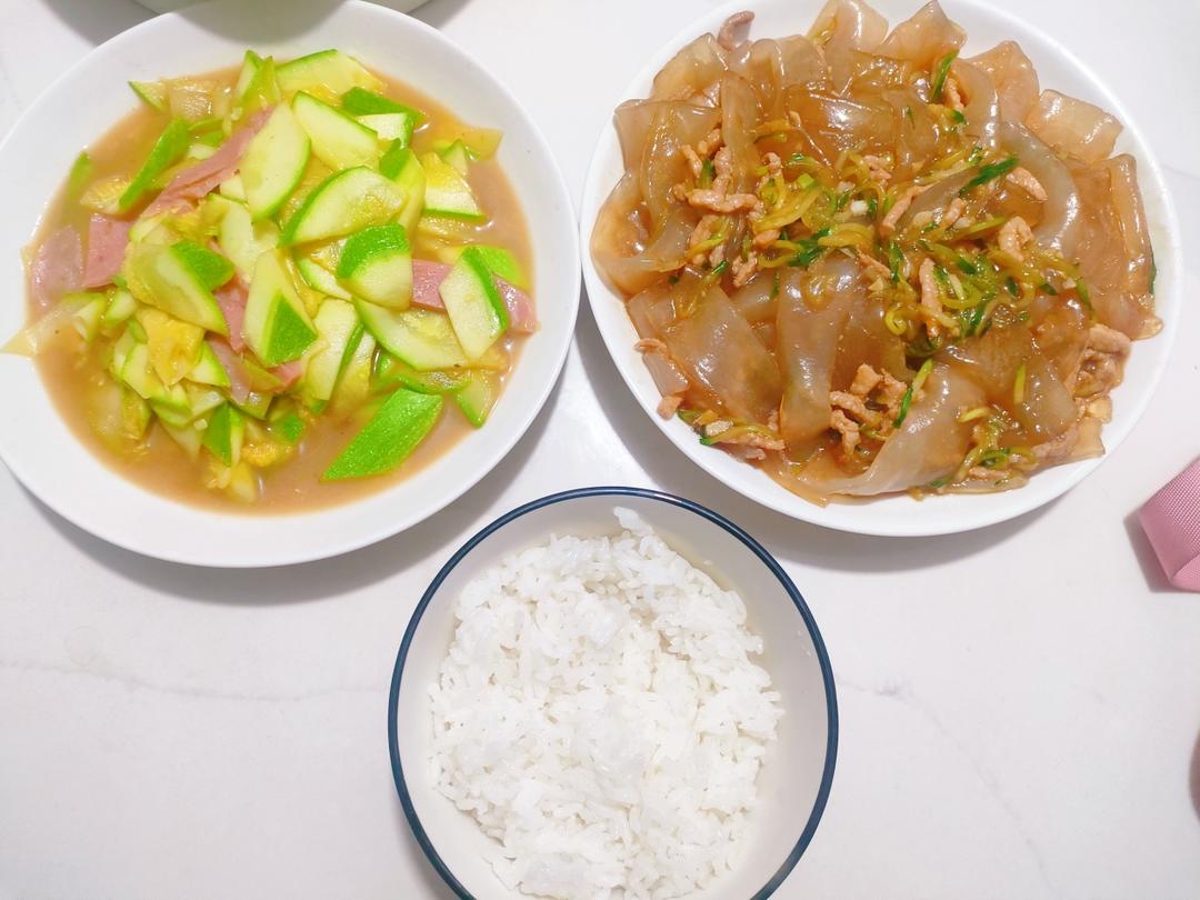 肉丝拉皮
