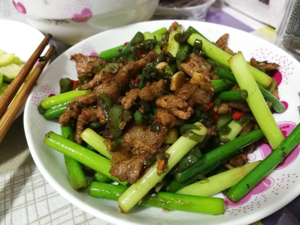 肉丝炒蒜苗