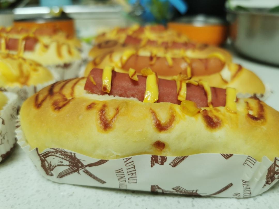 软fufu的经典肉松肠仔包