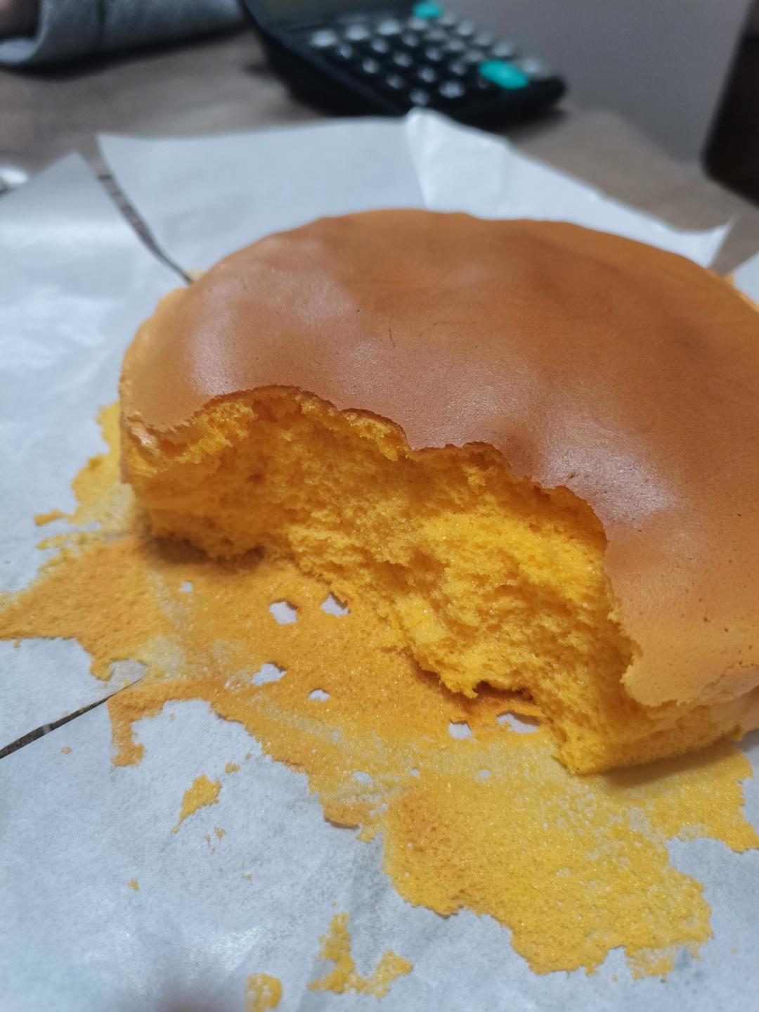 消耗蛋黄！五分钟做出好利来同款蜂蜜凹蛋糕！