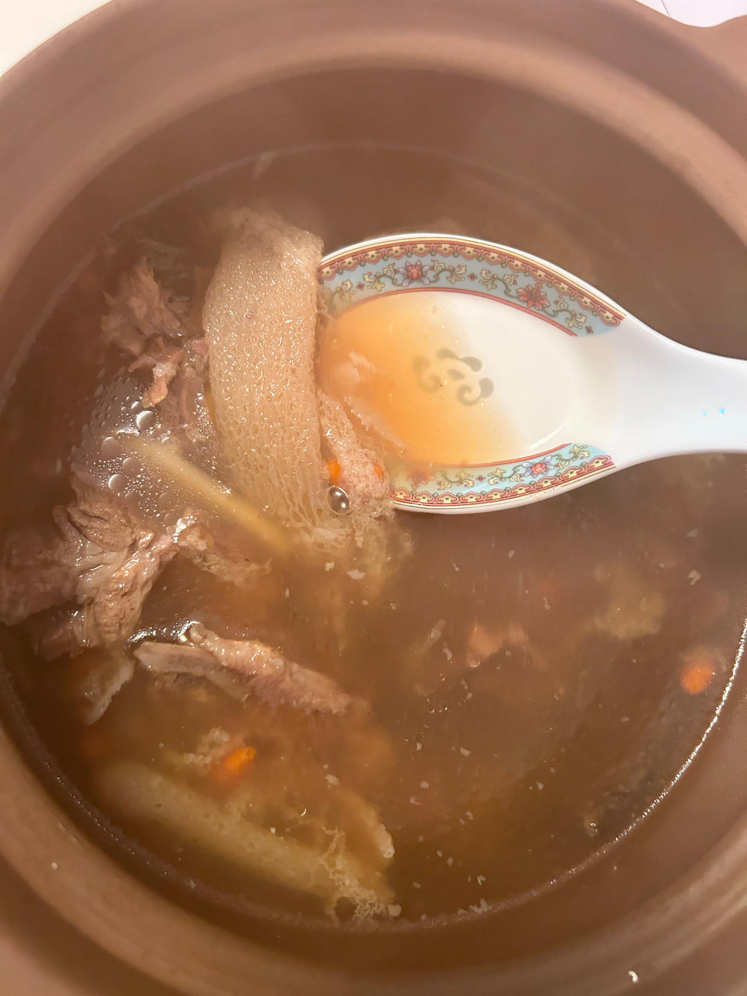 煲靓汤|羊肚菌竹荪排骨汤