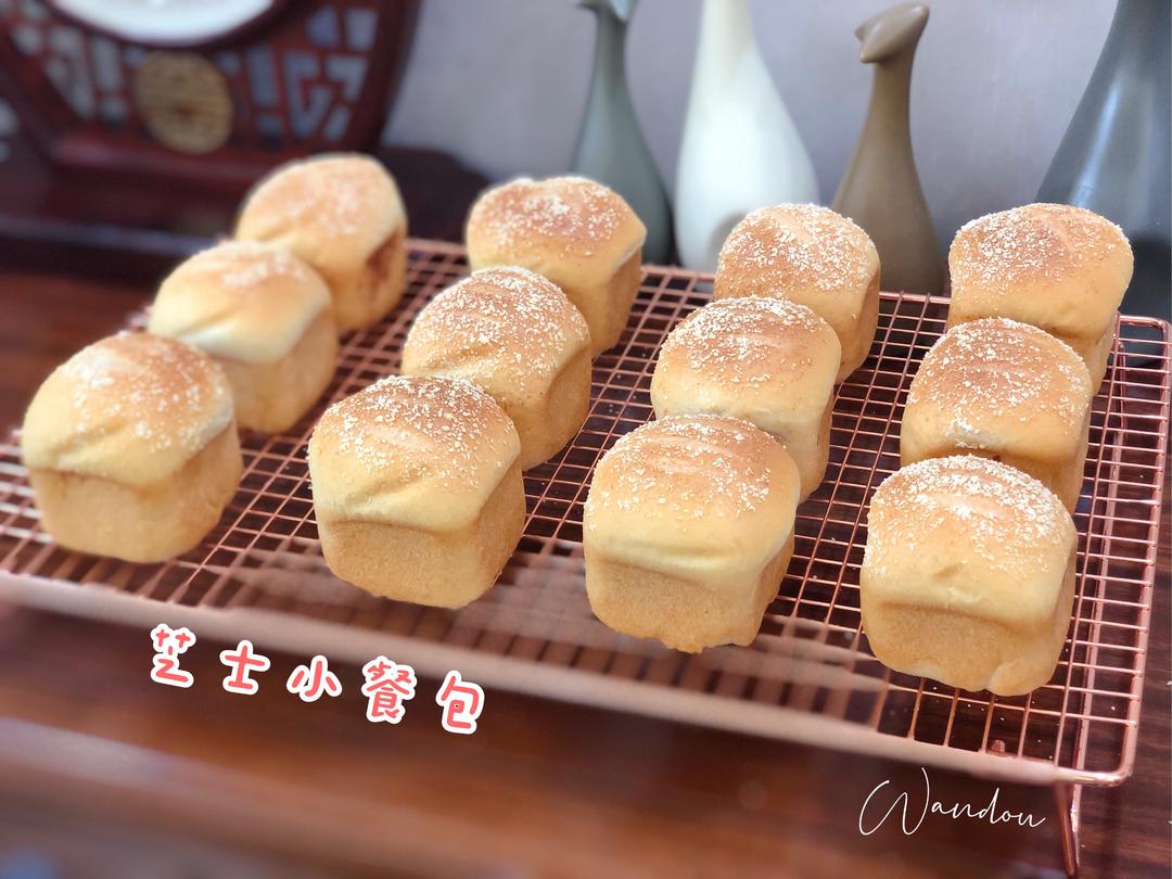 酸奶肉松芝士小餐包（12连方模）