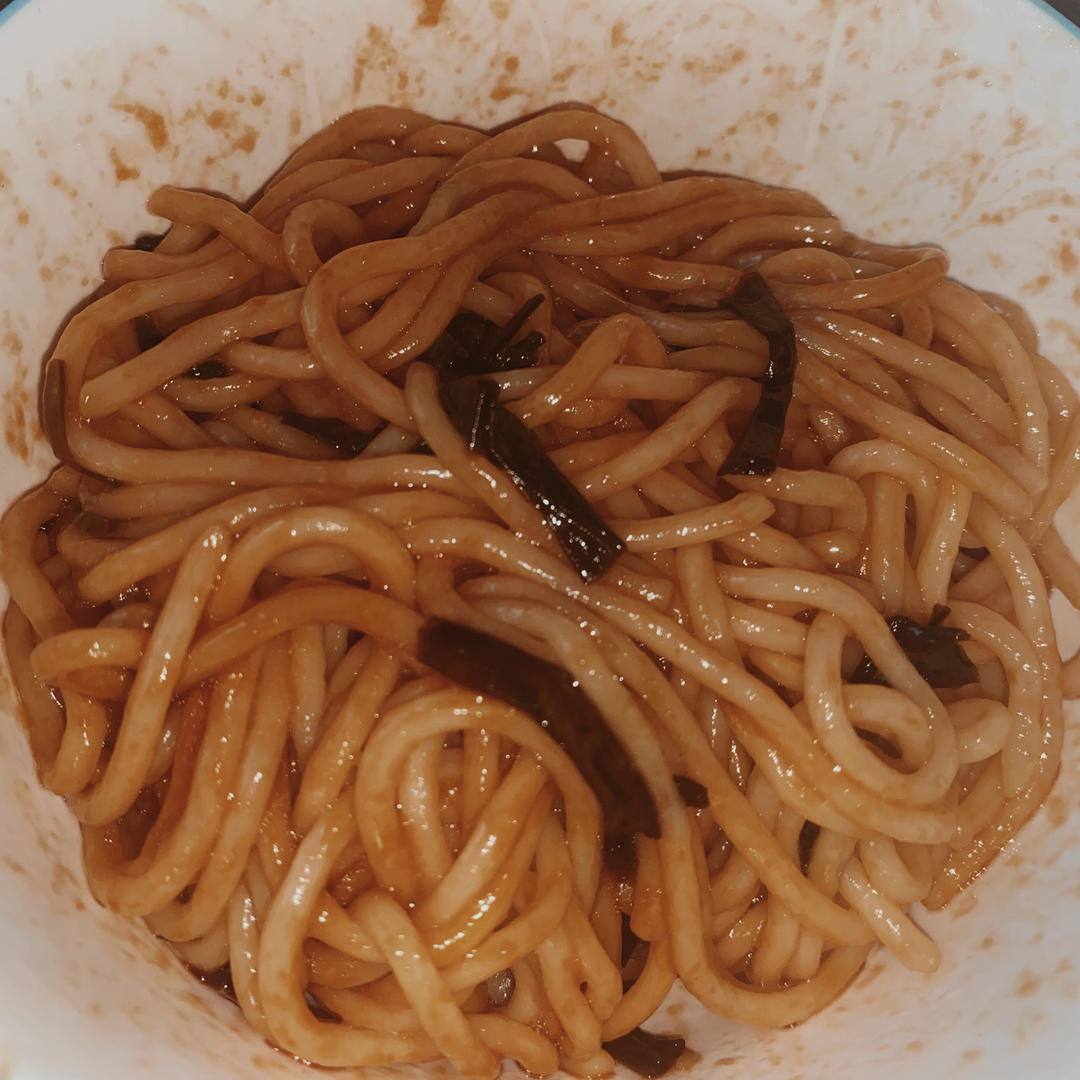 极香的葱油面
