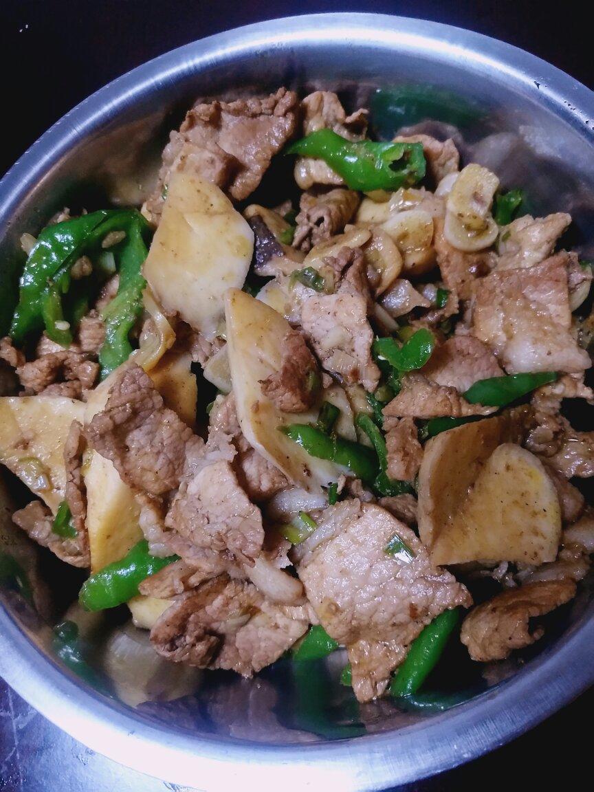 杏鲍菇炒肉