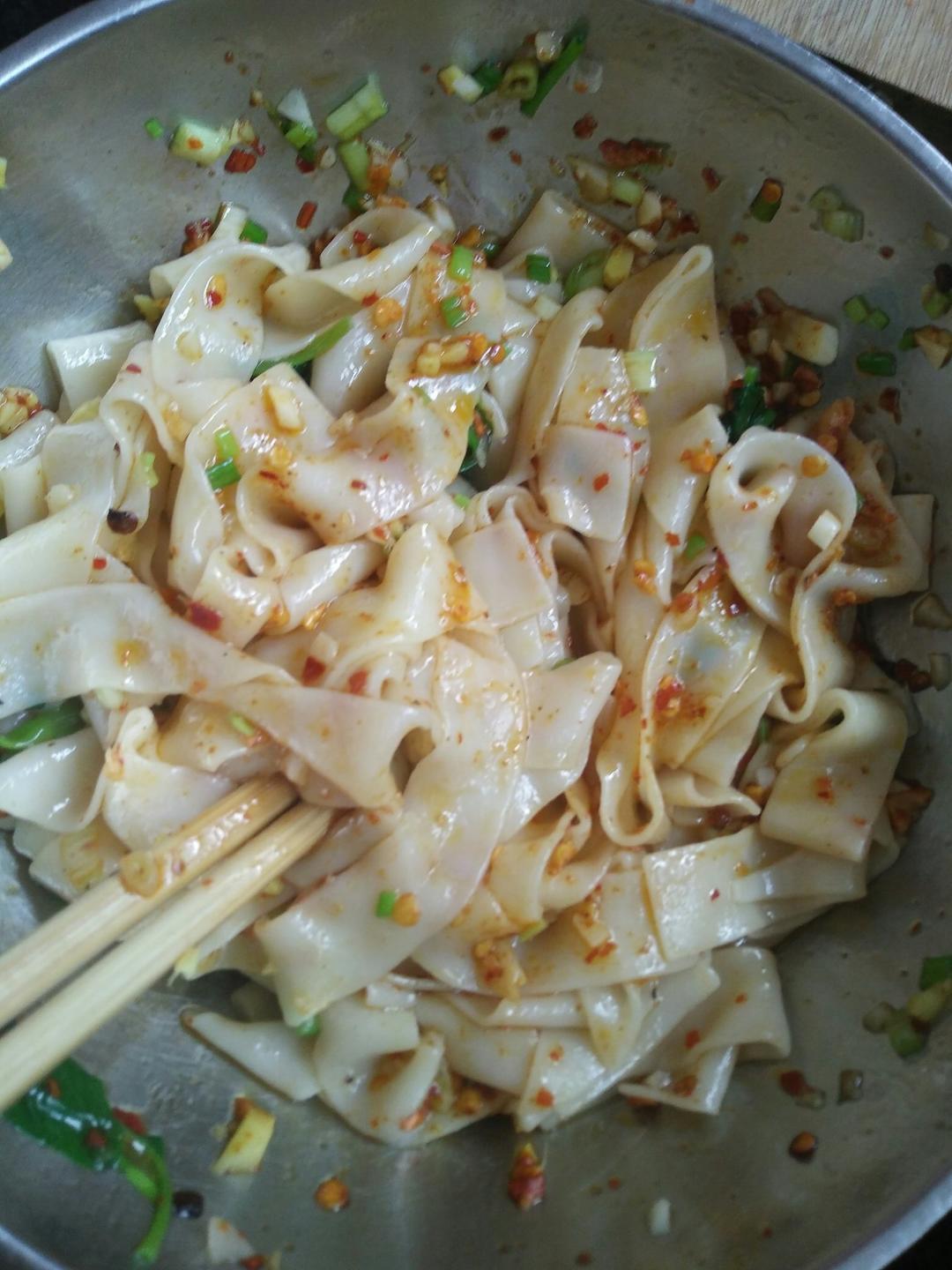 油泼面