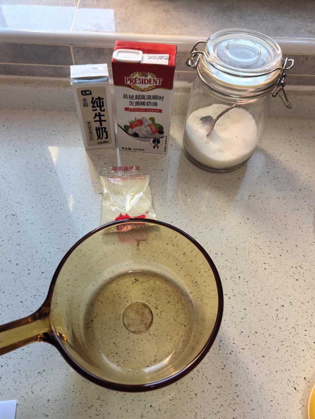 纯奶手撕吐司的做法 步骤1
