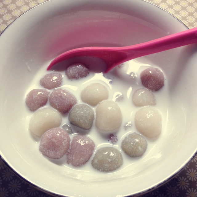 【幻彩小圆子】天然食材做彩色糯米丸