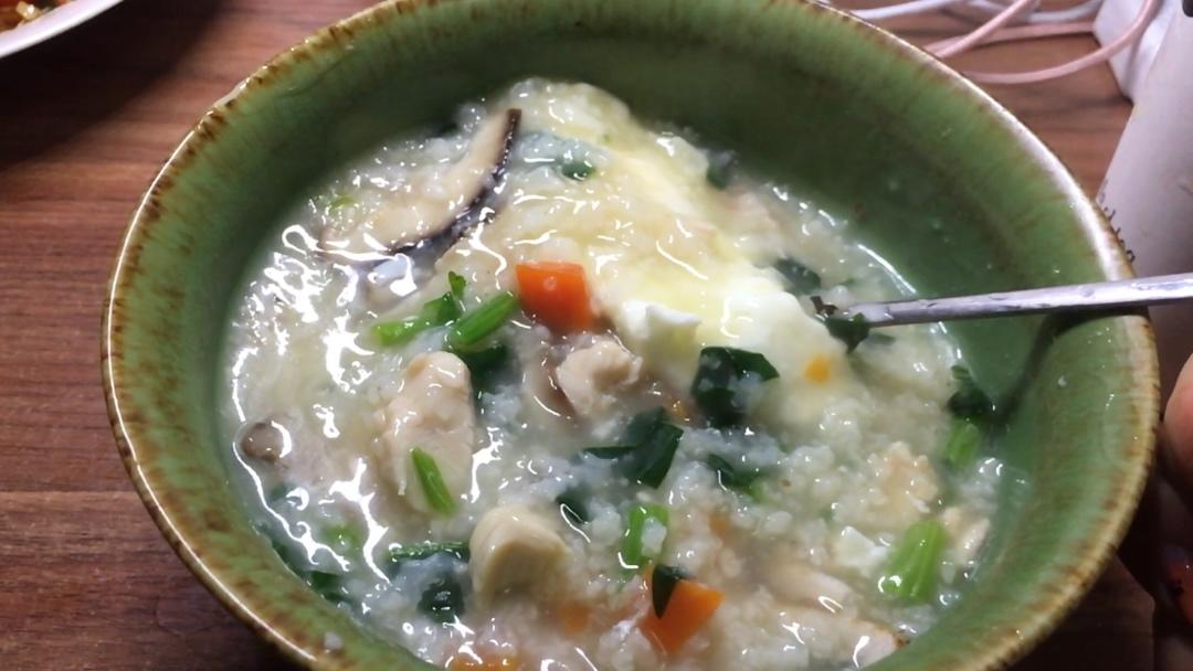 香菇菠菜牛肉粥