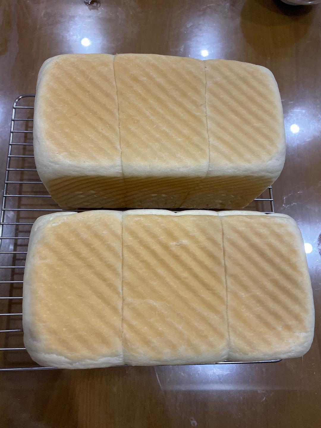 快速一发面包机白吐司（附热狗汉堡、吐司披萨做法）