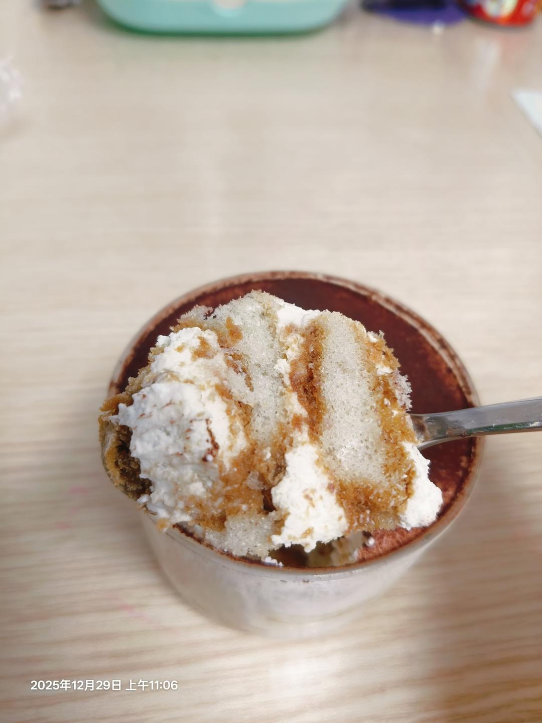 意大利经典｜提拉米苏｜盒子蛋糕｜无吉利丁｜无蛋版｜免烤箱0失败